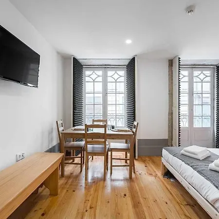 Panorama Clerigos Appartement