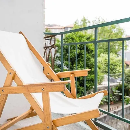 Panorama Clerigos Apartamento *