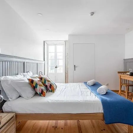 Panorama Clerigos Apartamento *